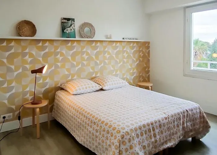 Plage à 200 Mètres. Vue Mer Et Esterel ! Rénové *